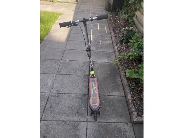 spacescooter met verstelbare stuurhoogte