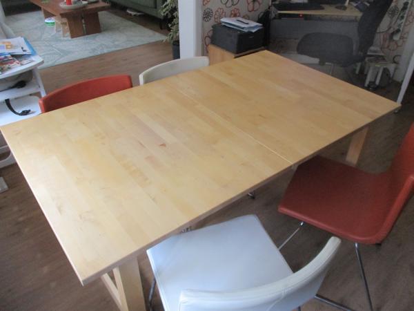 Eettafel met 4 stoelen