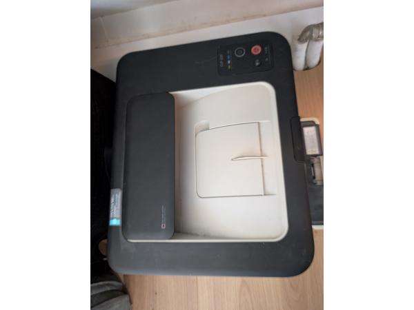 Printer, magenta toner is op