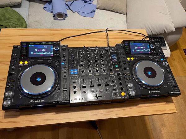 Pioneer DJ set CDJ 2000 nexus en DJM 850