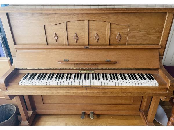 Fraaie vintage piano