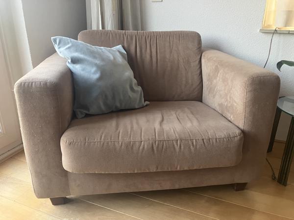 Robuuste, beige loveseat
