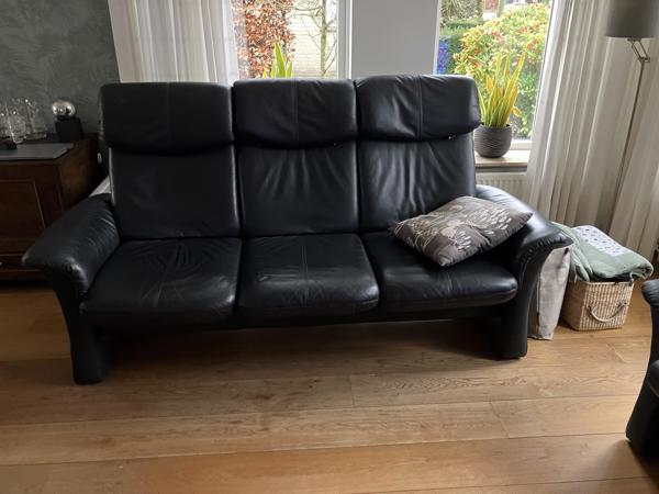 Zwart leren bankstel