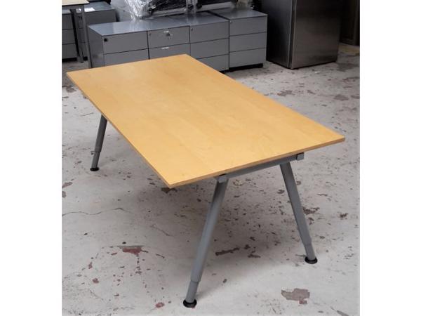 Bureau Ikea berkenhout 160x80