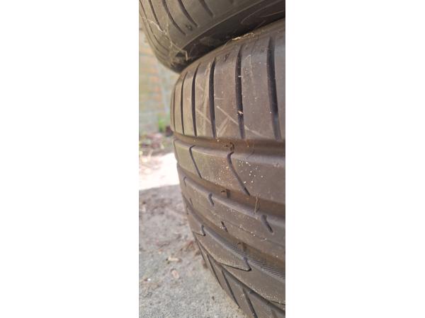 3x Sentury Qirin 225/45ZR17, 1x hankook ventusS1evo2k