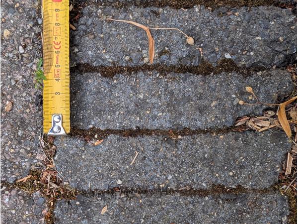 Betonklinkers (±18 m²) – zelf verwijderen