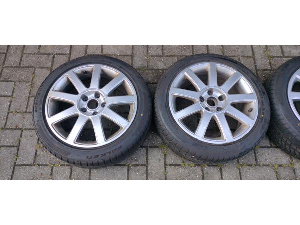 Originele Audi velgen met zo goed als nieuwe winterbanden