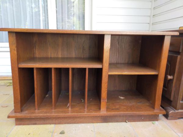 TV kast 120 breed, 47 diep en 70 hoog