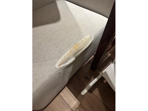 Bank van Hay, gebruikt.