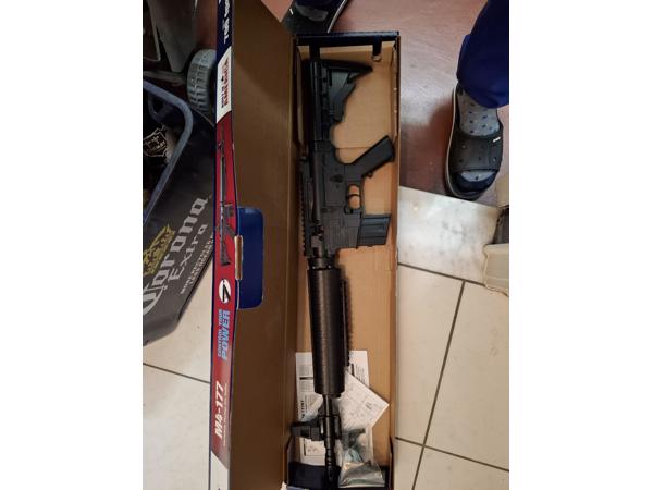 Crosman m4. -177 luchtbuks