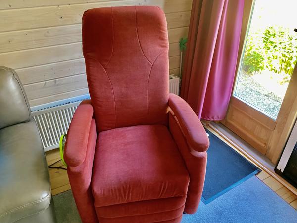 Sta op stoel Italiaanse leren bank plus Fauteuil in een €950