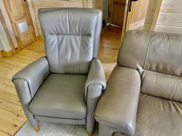 Sta op stoel Italiaanse leren bank plus Fauteuil in een €950