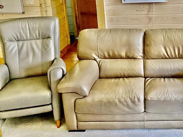 Sta op stoel Italiaanse leren bank plus Fauteuil in een €950