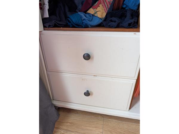 Kledingkast wit stevig