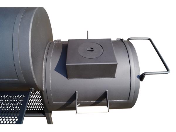 18 inch Oklahoma Country Smoker barbecue smoker