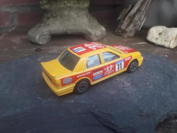 Ford sierra rally bburago H