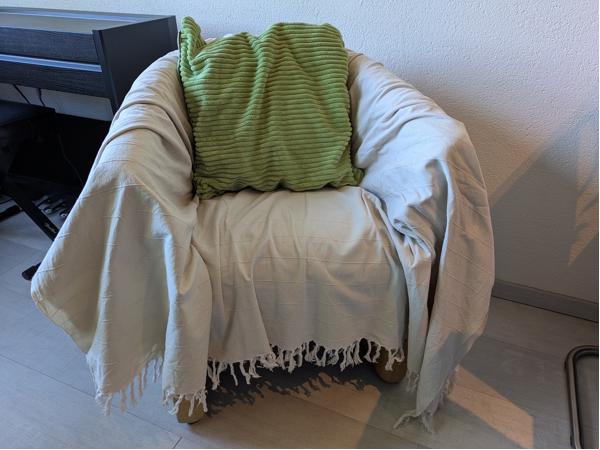 Klassieke stoffen kuipstoel