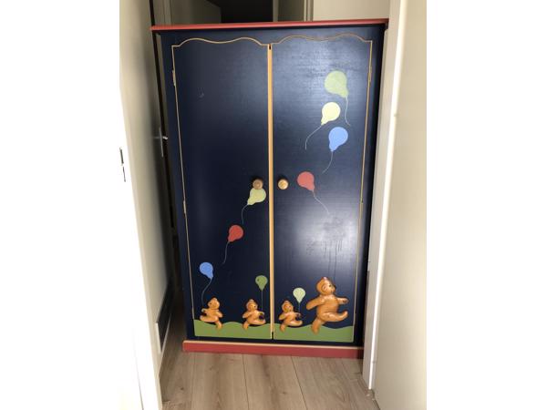 Kleding Kast en commode/bureautje voor kinderkamer