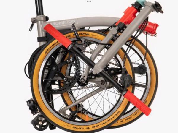 1 of 2 Brompton of Riese Birdy Müller Vouwfietsen Gezocht ets