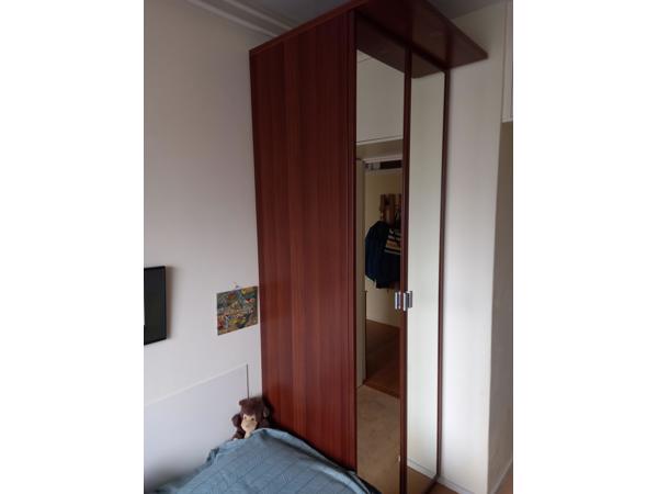 Ikea hangleg kast met spiegeldeuren