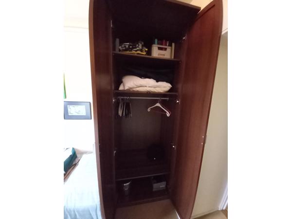 Ikea hangleg kast met spiegeldeuren