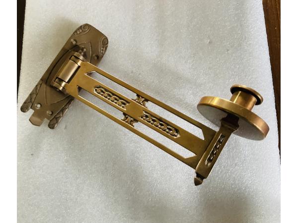 Setje Vintage wandkaarsenhouder, schilderijlamp en  zeepbak