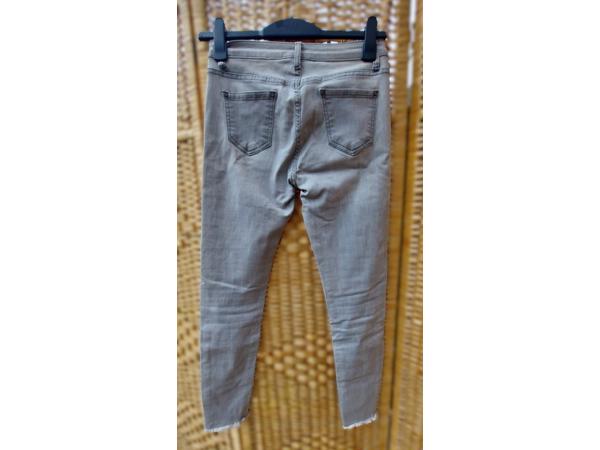 Jeans van Newplay, maat 38/M