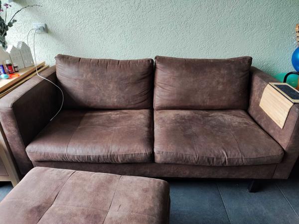 Bank in goede conditie met poef