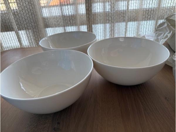 Servies 79-delig roomwit als nieuw!