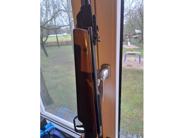 Diana 45 luchtbuks 5.5mm