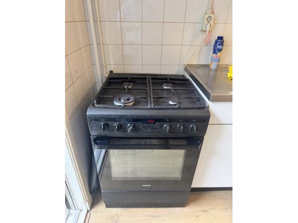 Oven + fornuis Iventum (vandaag ophalen!)