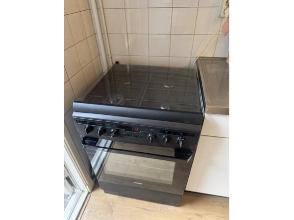 Oven + fornuis Iventum (vandaag ophalen!)