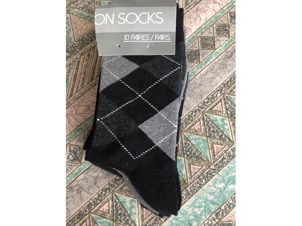 mooie  nieuwe  heren  sokken  5 PAAR- 5  EURO