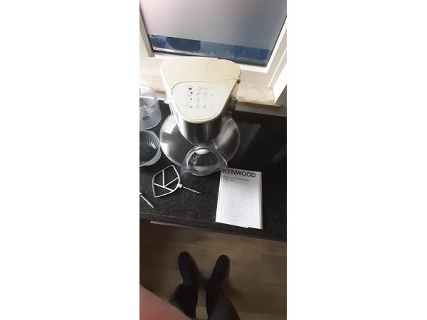 Keukenmachine van het merk Kenwood.