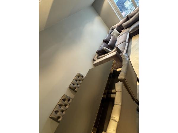 Luxe Eric kuster bank! Kan zeker nog een ronde mee