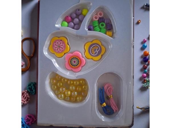 Maak je eigen armband paars vanaf 6 jaar