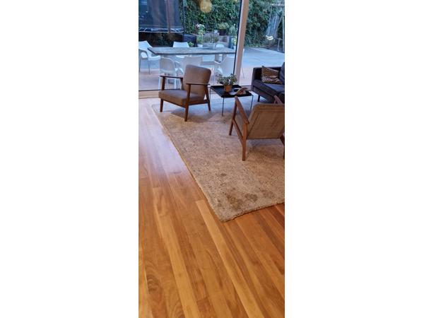 Kleed 3 bij 3 meter.