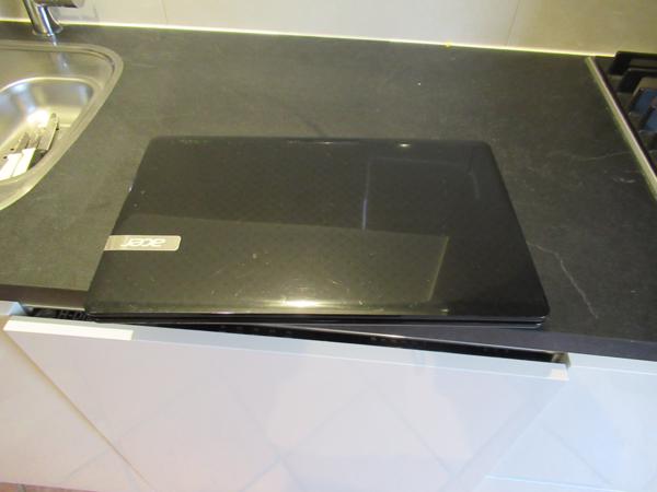 acer travelmate 273    i5