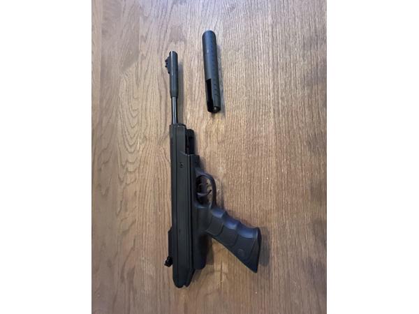 Browning Mag 800 zo goed als nieuw