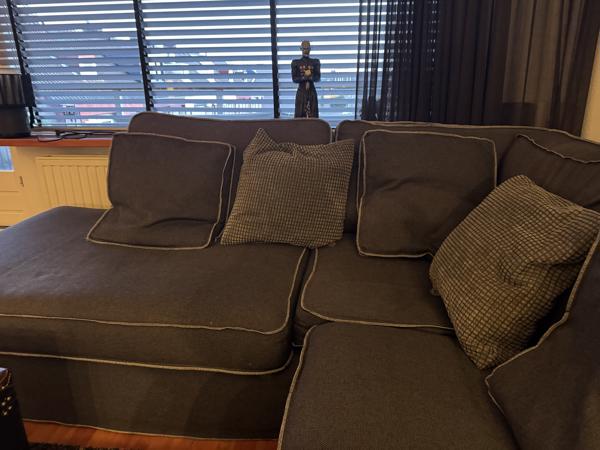 Donkergrijs bankstel