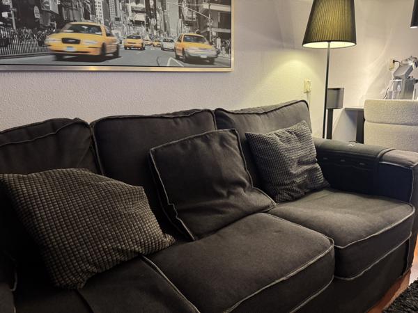 Donkergrijs bankstel