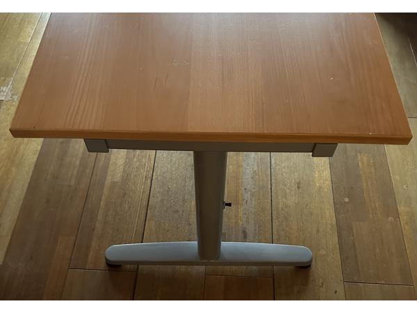 Bureau in bruikbare staat