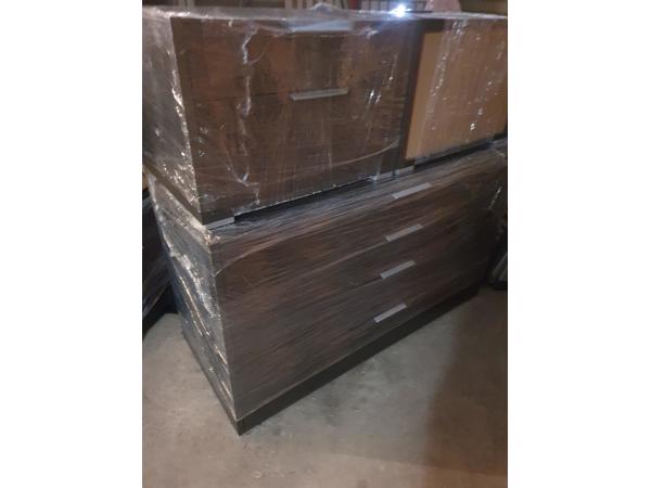 Dressoir en 2 lage kastjes