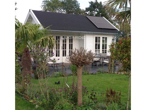 MAATWERK: blokhutten, woonunits, bijgebouwen.