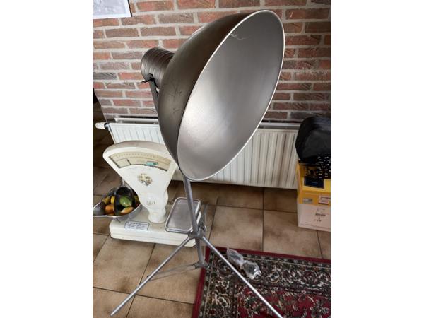 Industri&#xEB;le lamp, 3 poot