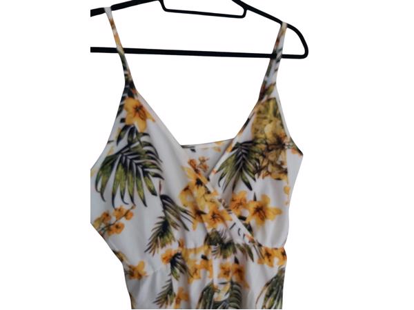 Playsuit bloemen print geel groen XL