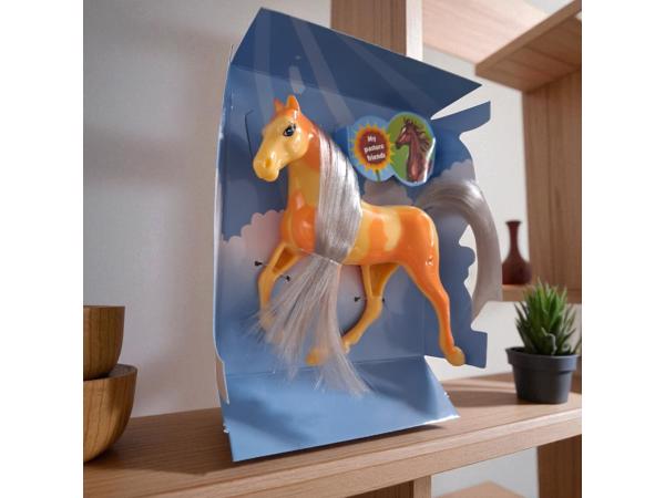 Little horse speelpaard geel oranje gevlekt grijs haar