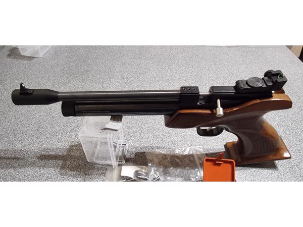 Umarex Walther CP88 Competition +Artemis  CP1-M ( tesamen )