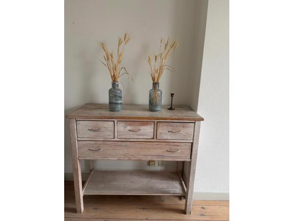 Eikenhouten dressoir