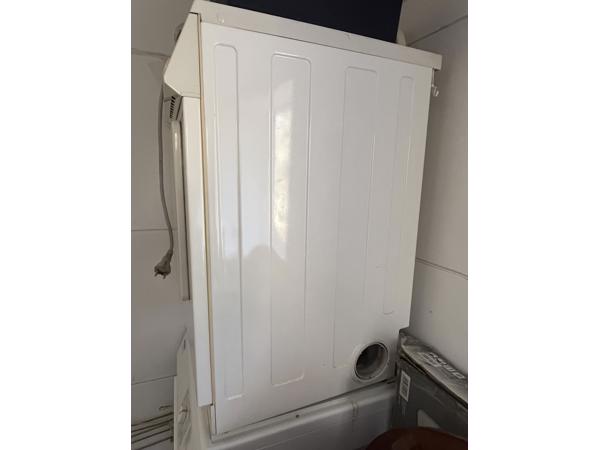 Wasdroger met luchtafvoer